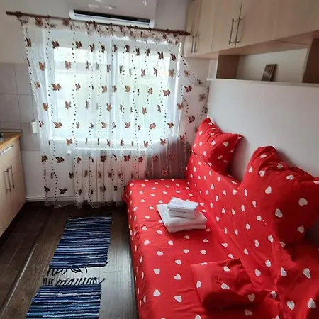 Garsoniera Plaja Modern Centru Apartmán Constanţa