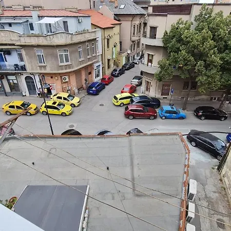 Garsoniera Plaja Modern Centru Constanţa